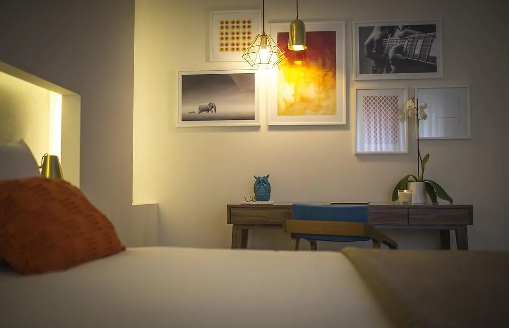בית הארחה Somewhere - Estoril Guesthouse