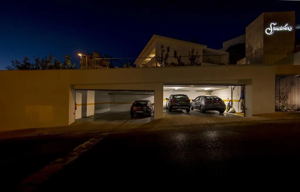 Somewhere - Estoril Guesthouse בית הארחה