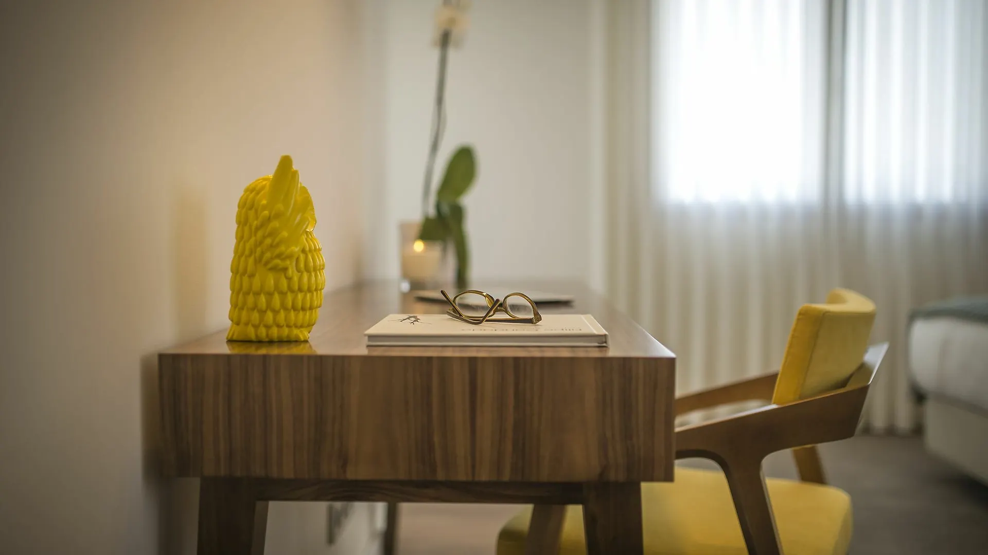 Somewhere - Estoril Guesthouse בית הארחה