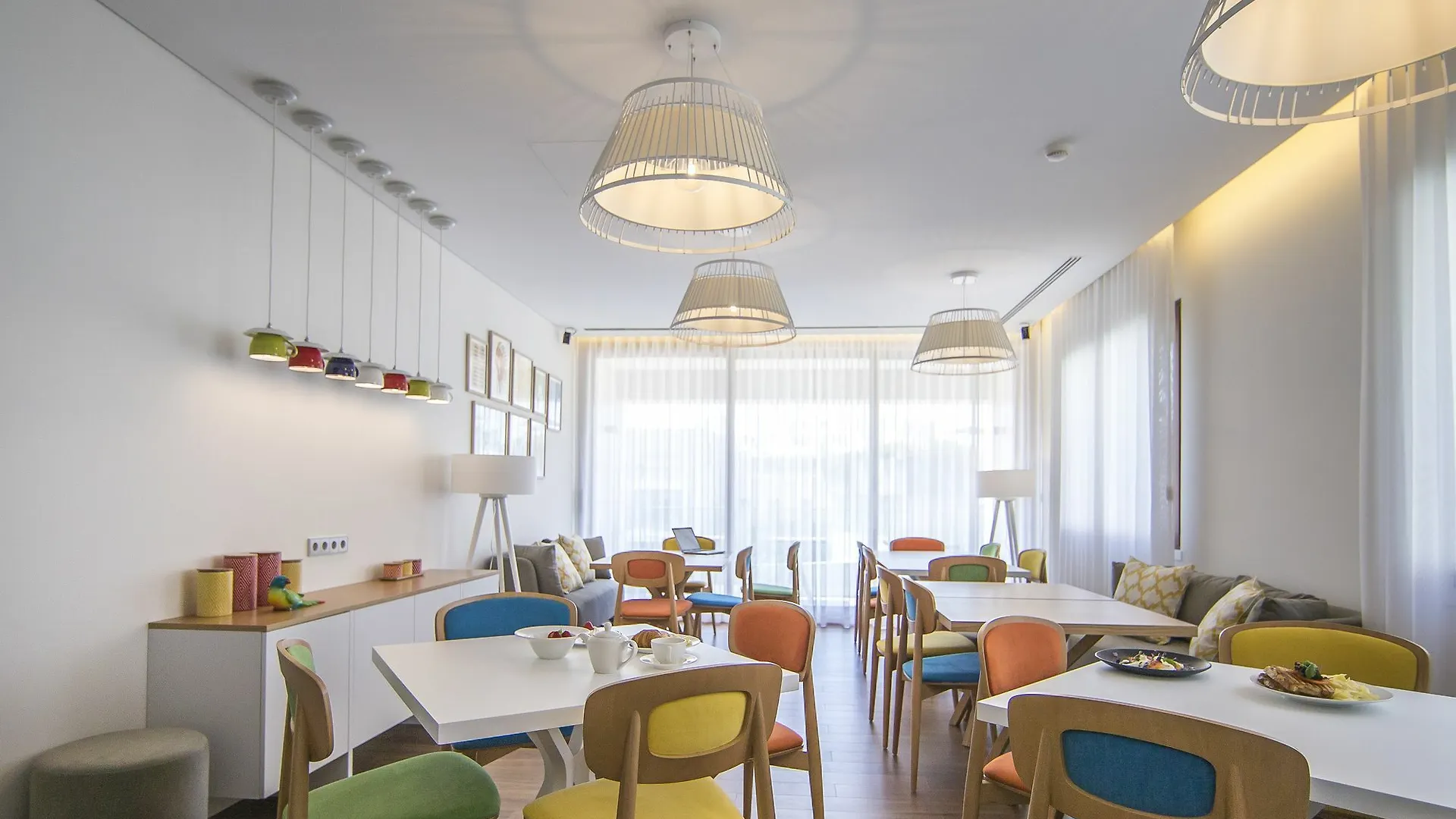 בית הארחה Somewhere - Estoril Guesthouse