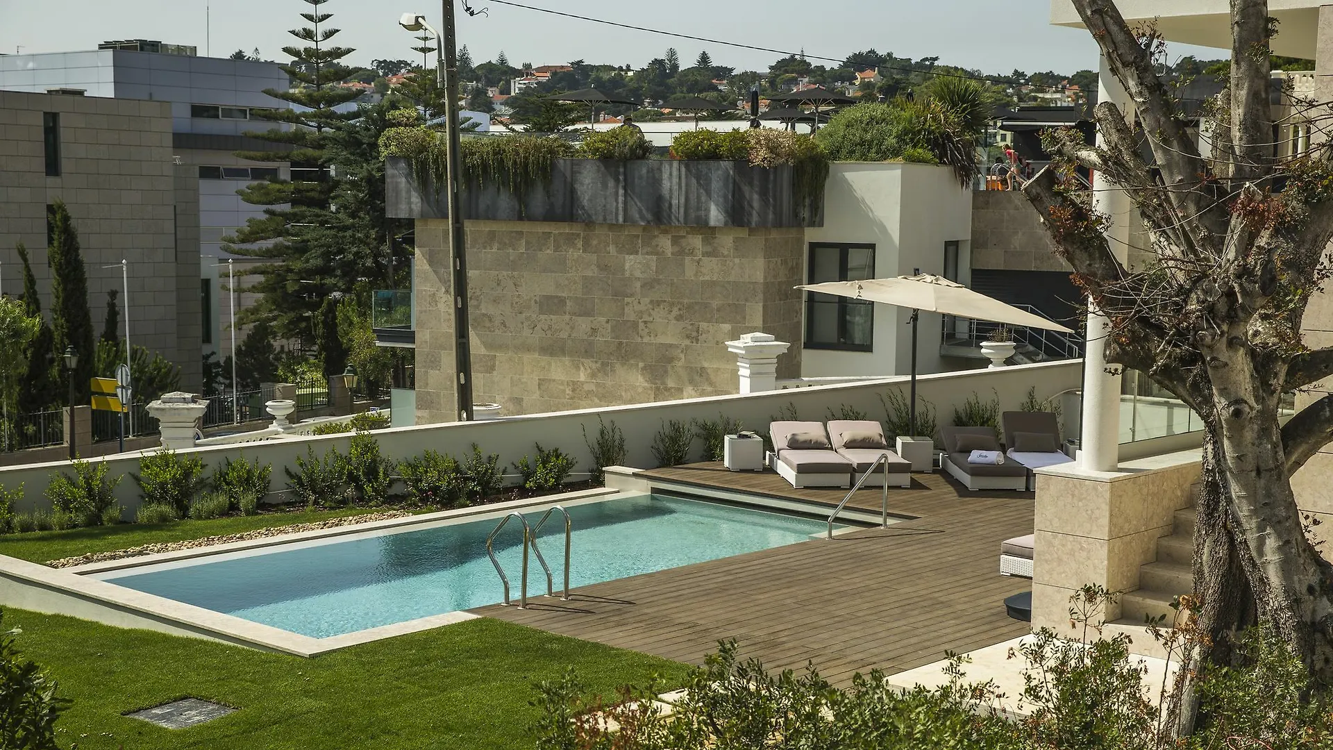 Somewhere - Estoril Guesthouse בית הארחה
